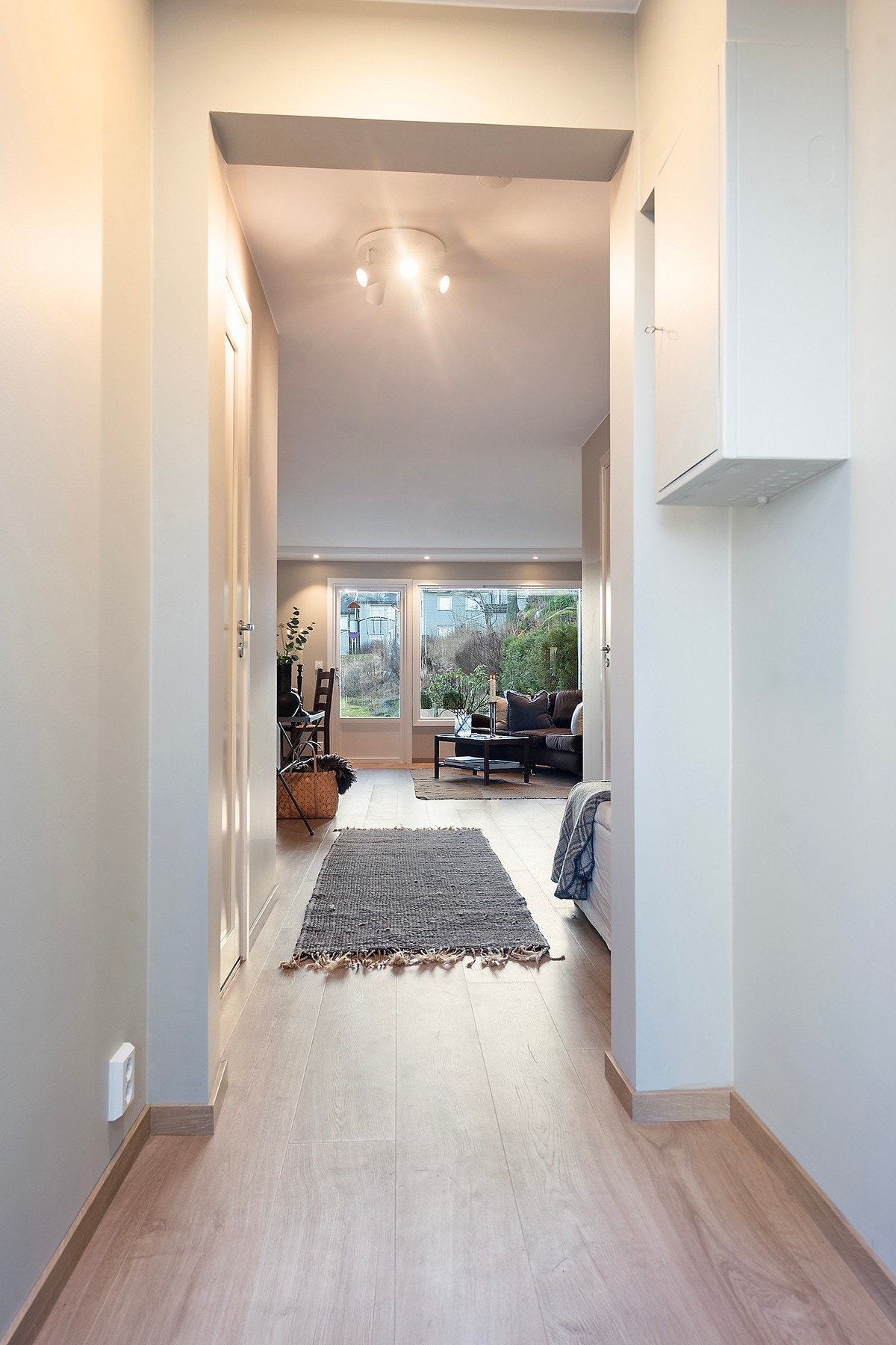 Gjennomgående, lys leilighet Galleribilde