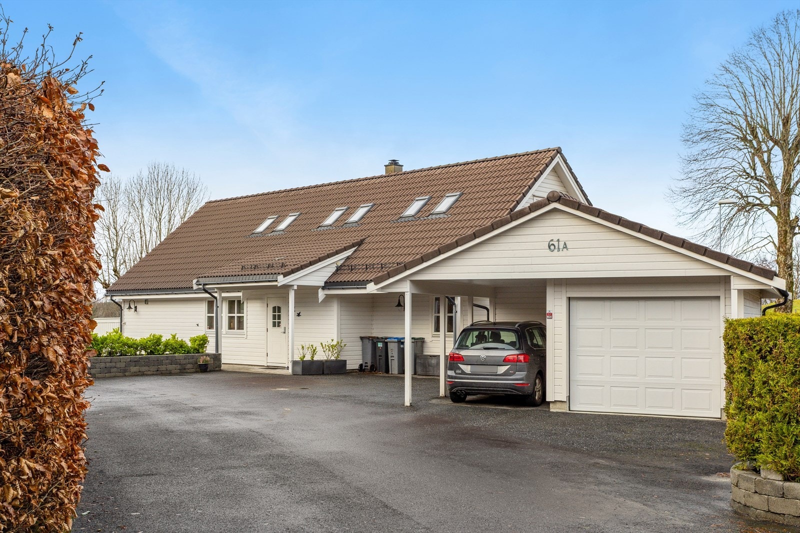 Hjellestad er et område som kombinerer naturskjønn idyll med nærhet til alt du trenger i hverdagen. Galleribilde