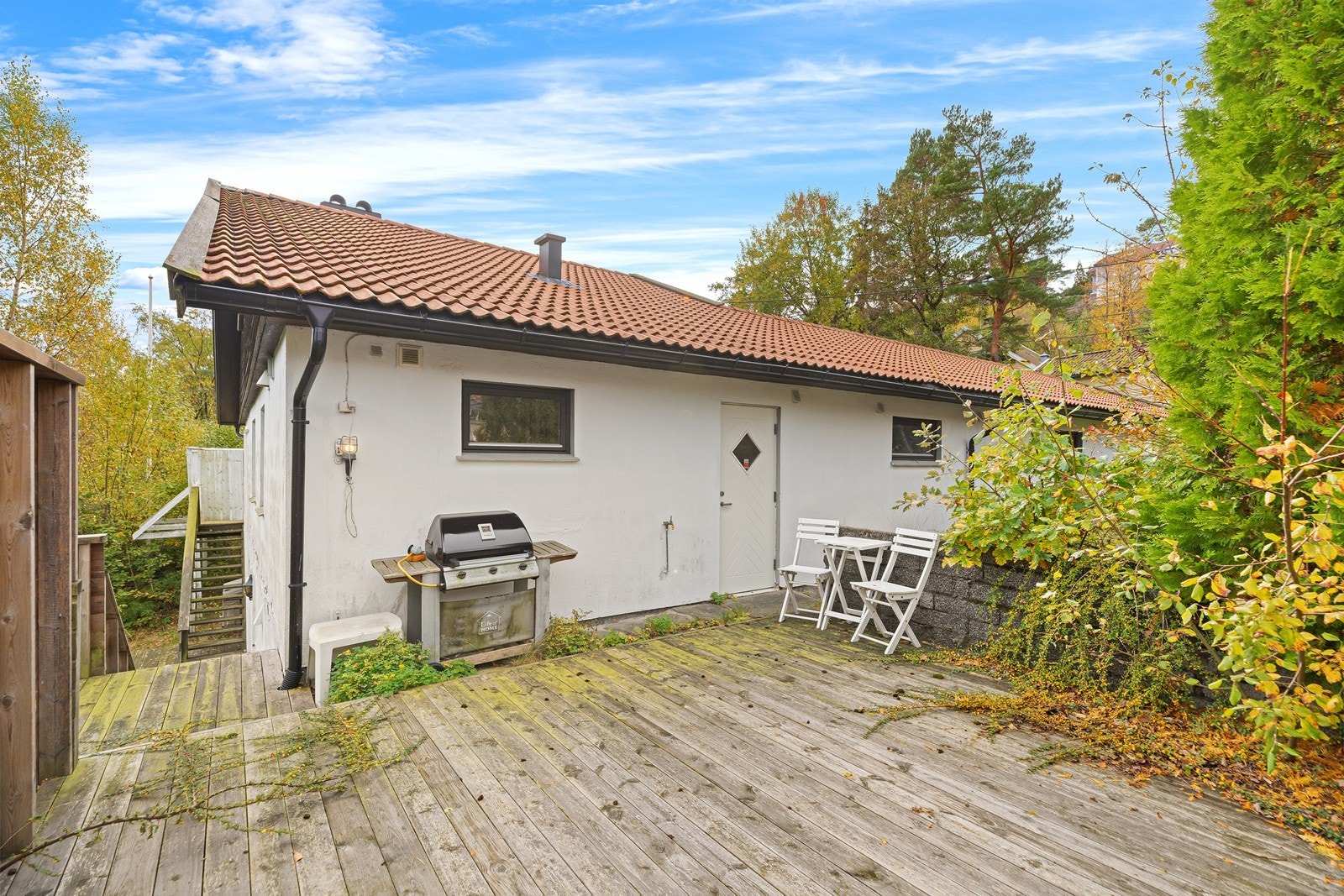 Skjermet uteplass som gir ro og privatliv Galleribilde