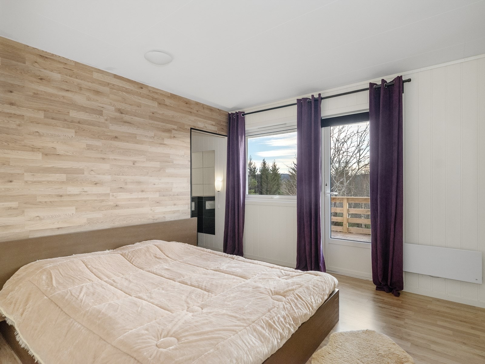 Fra hovedsoverommet er det utgang til terrassen Galleribilde