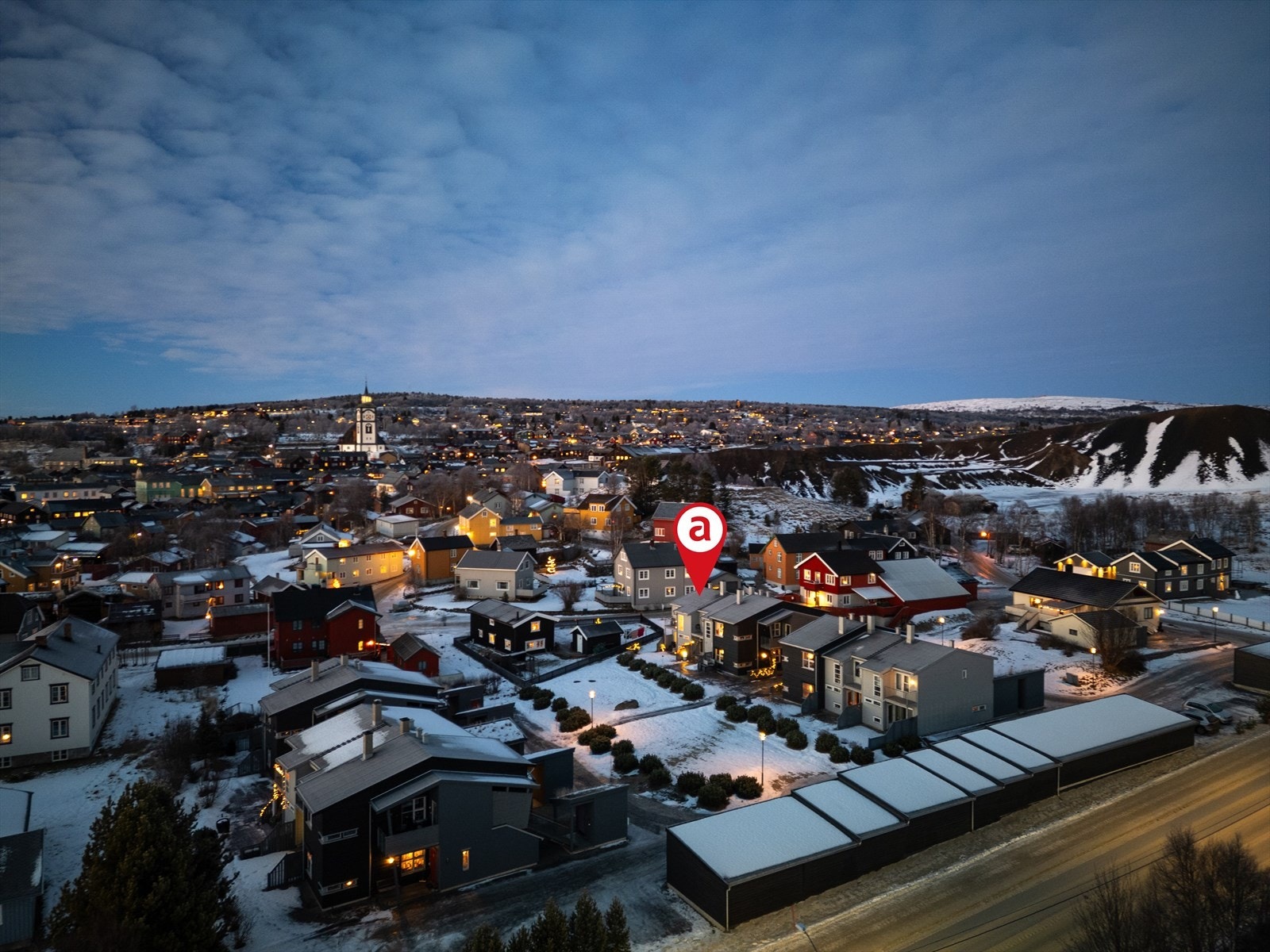 Svært sentral beliggenhet med gangavstand til det meste. Galleribilde