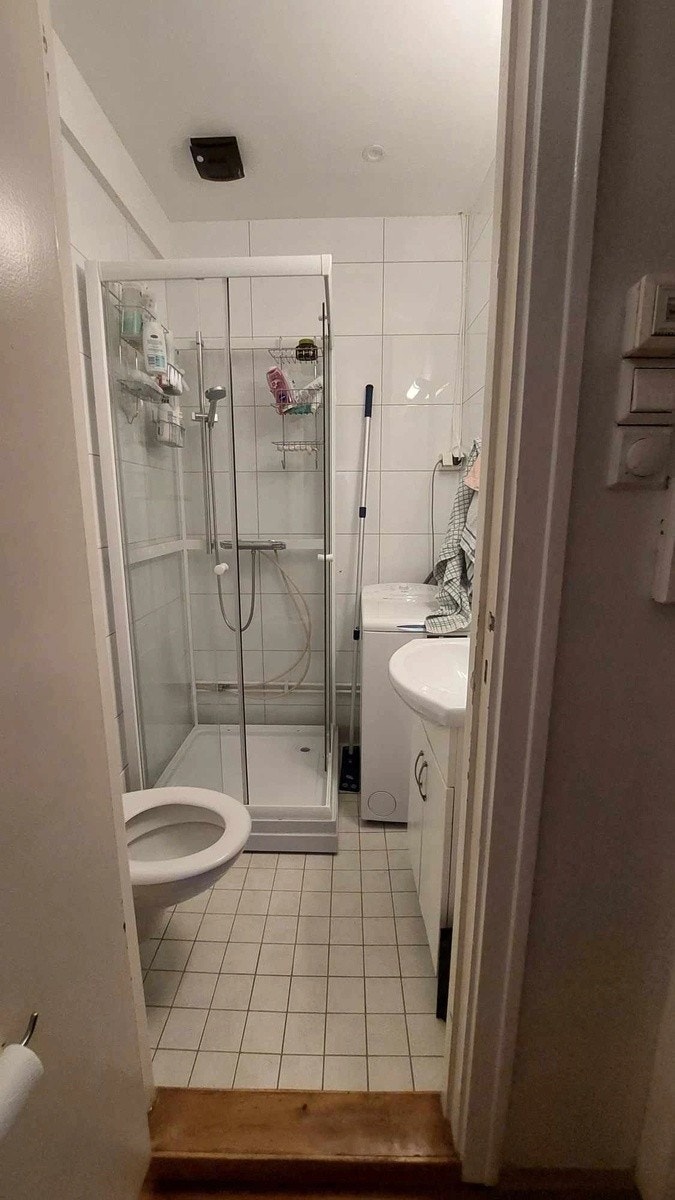 Flislagt bad Galleribilde