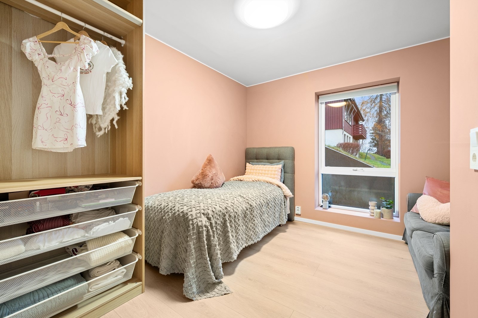 Soverom på 9,4m². Galleribilde