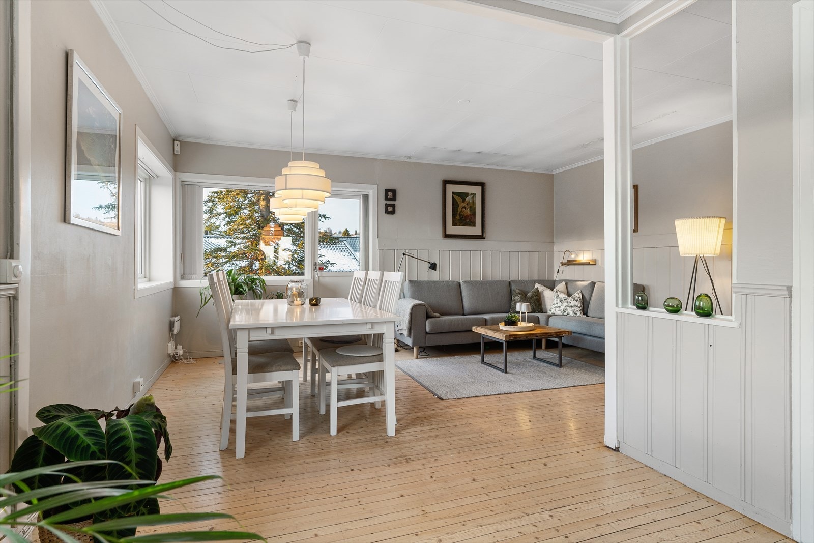 Det er fine og rimelig like planløsninger i begge boligetasjene Galleribilde