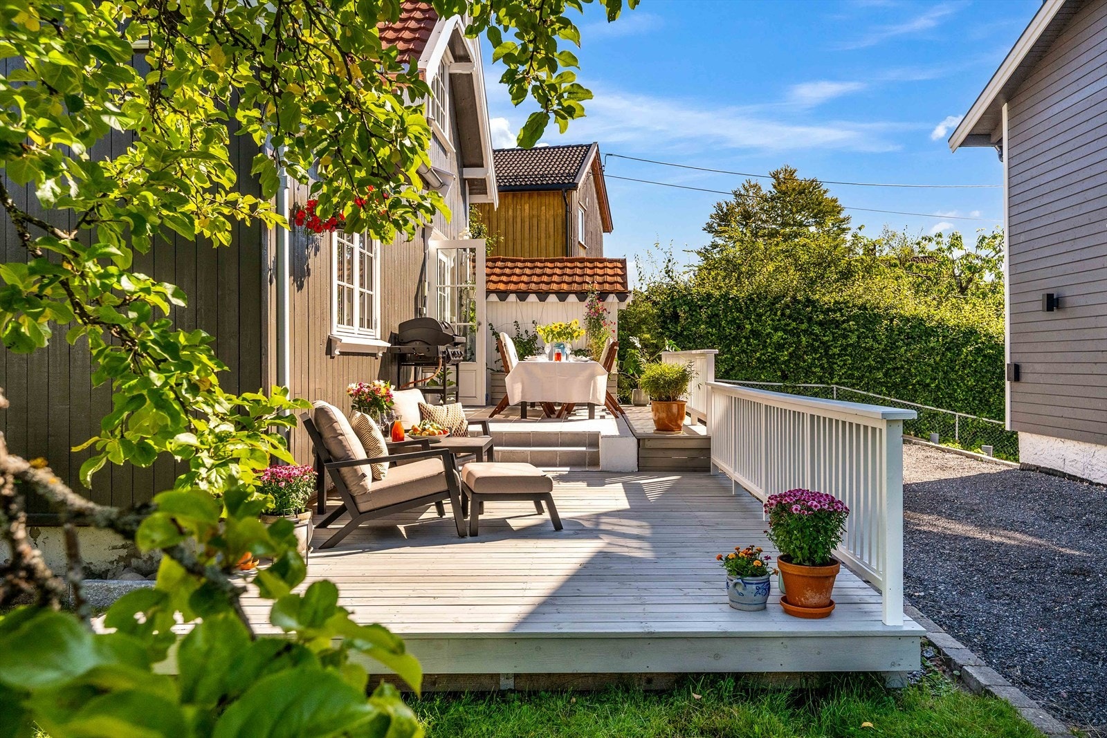 Terrassen byr på gode solforhold. Galleribilde