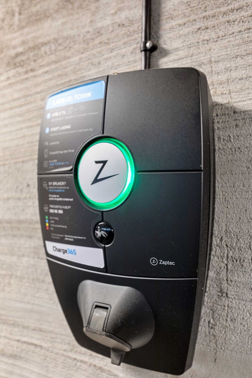 Medfølger elbil-lader Galleribilde