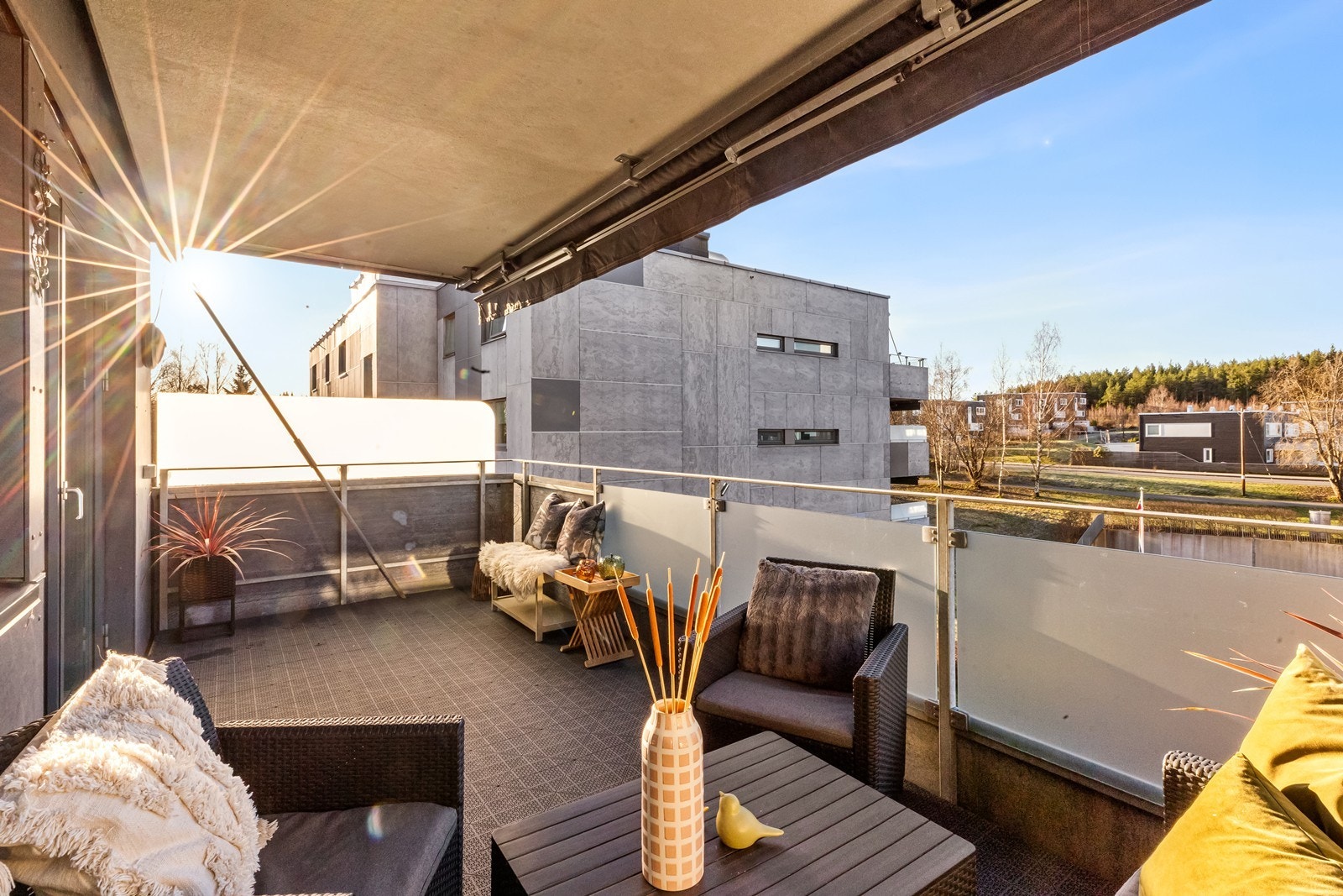 Nyt varme sommerdager her. Galleribilde