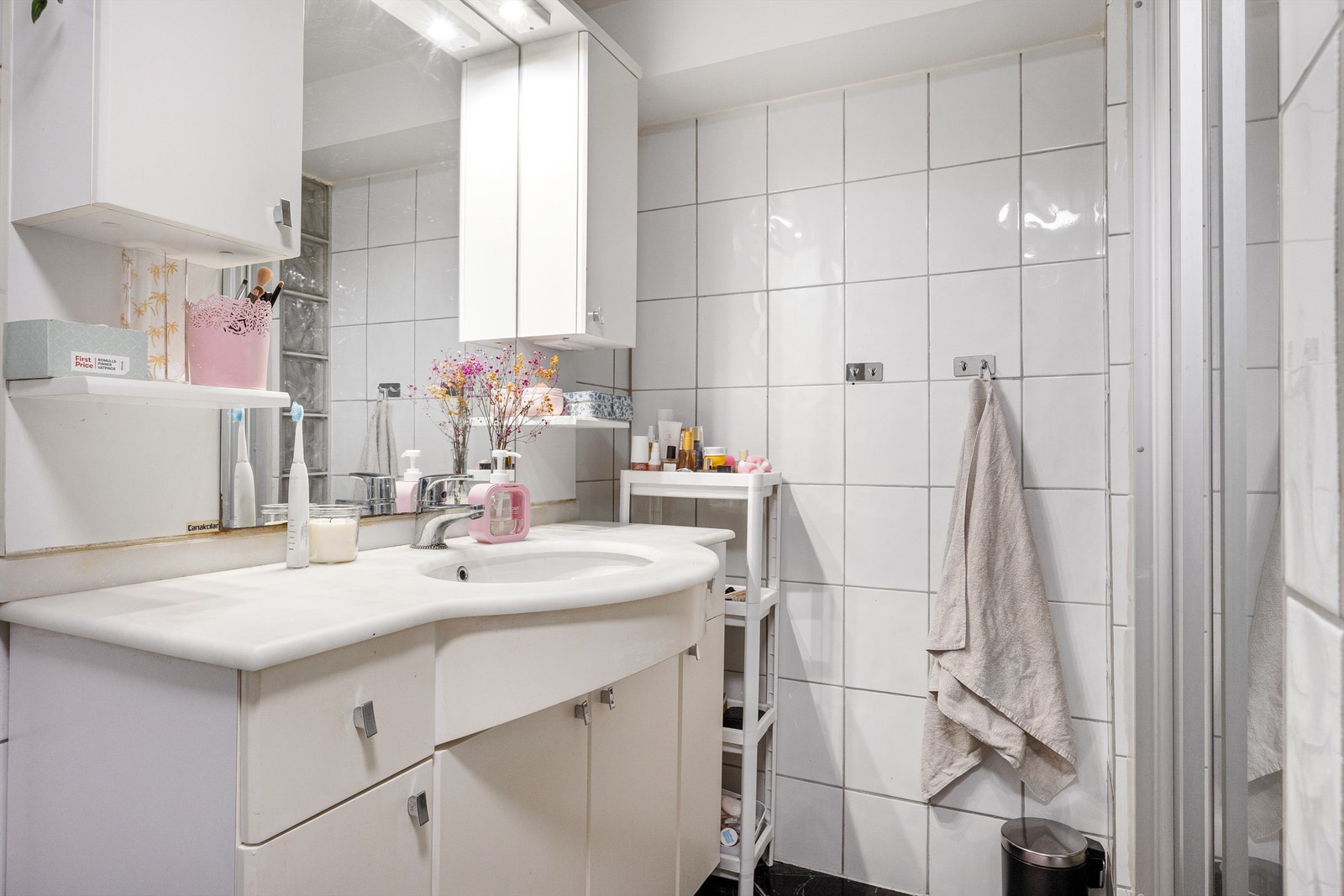 Bad i kjelleretsjen Galleribilde