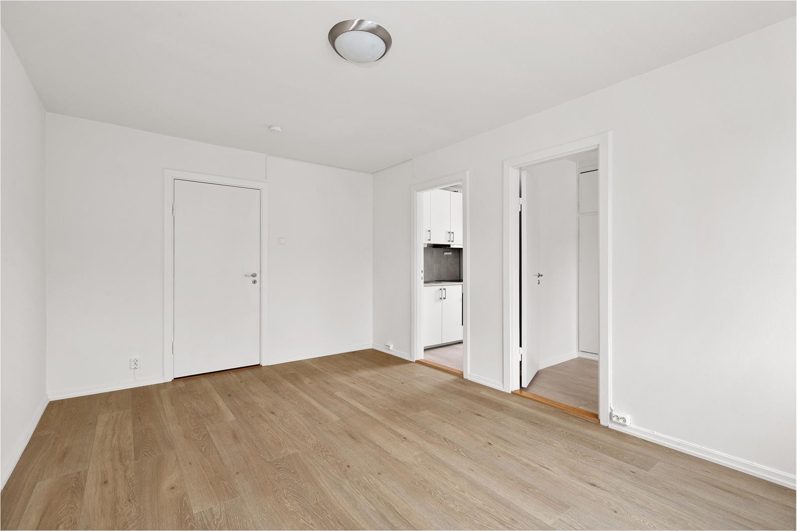 Nye gulv og malte overflater Galleribilde