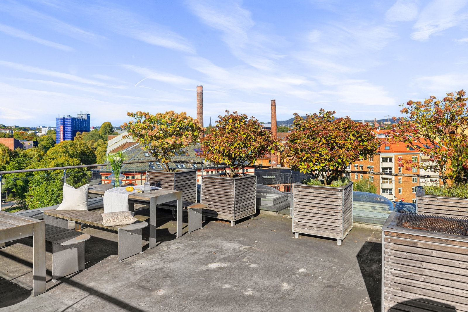 Felles takterrasse med svært gode solforhold. Galleribilde