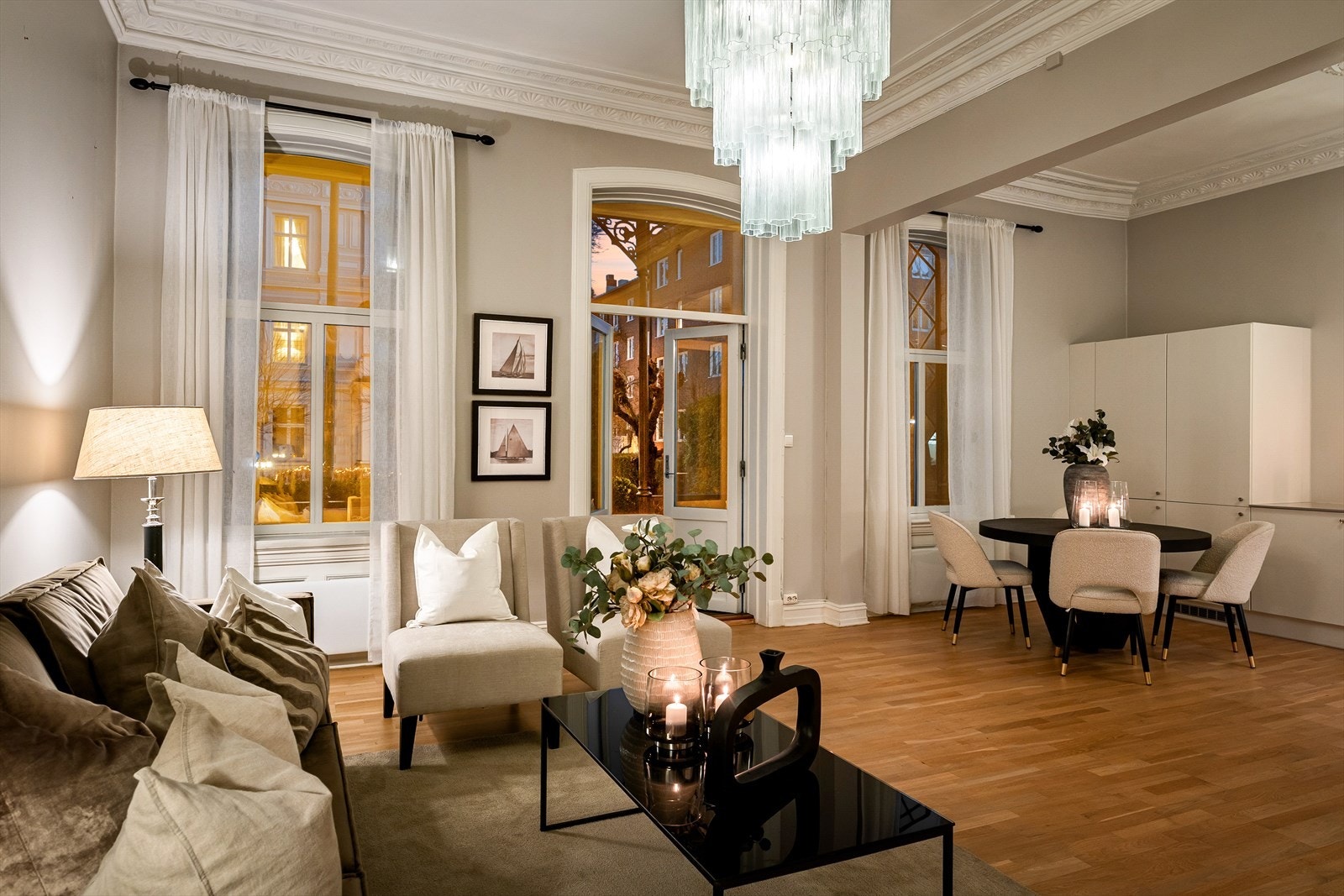 Kveldsstemning. Galleribilde