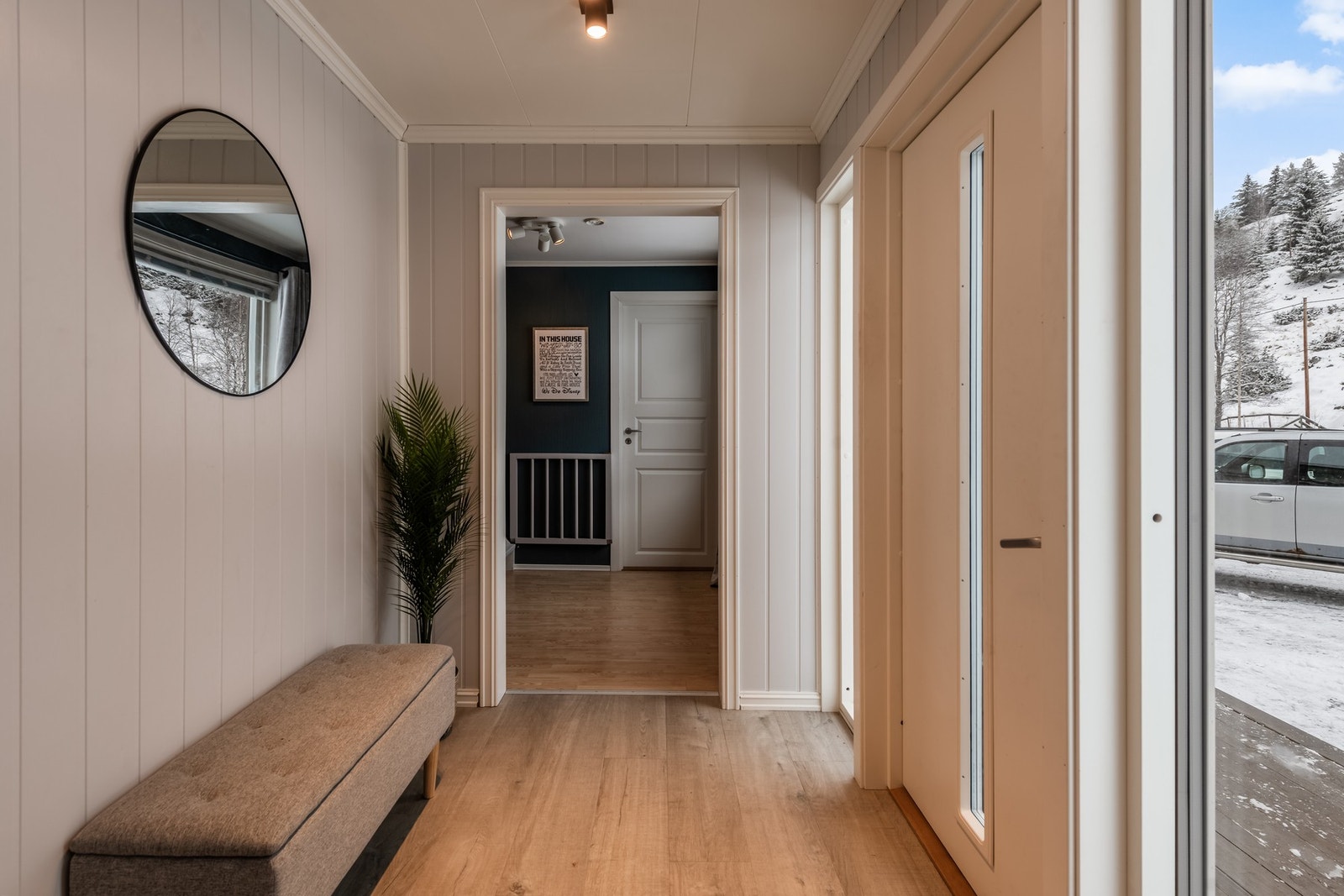 Lys og innbydende entré Galleribilde