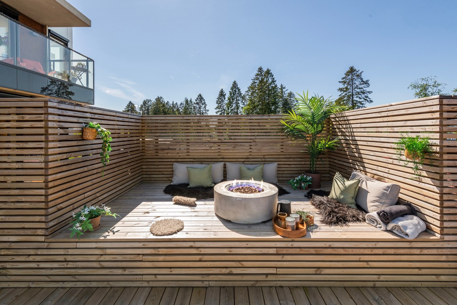 En fin krok som kan brukes til planter eller en kosekrok Galleribilde