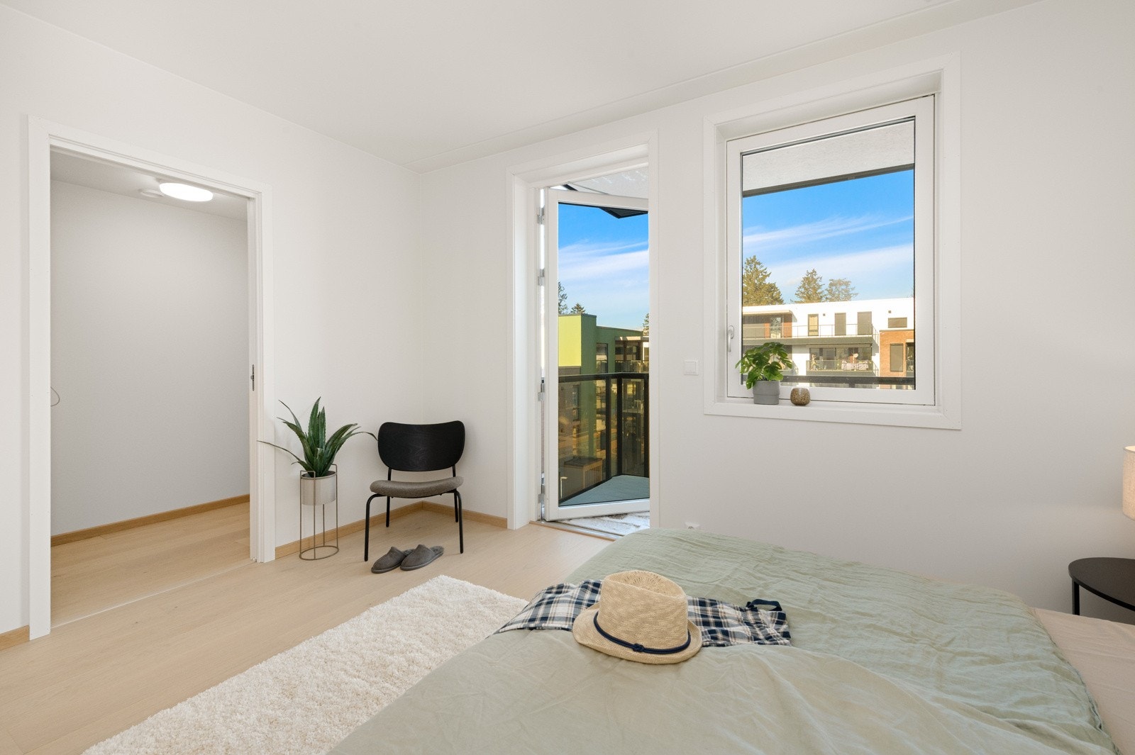 Praktisk bod i tilknyttning til soverommet Galleribilde