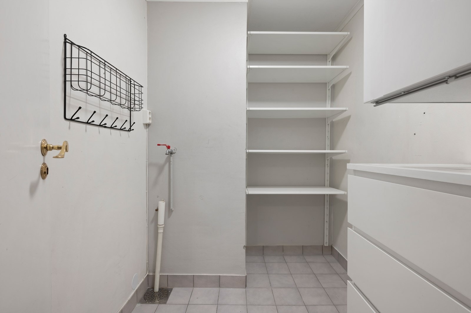 Vaskerom Galleribilde