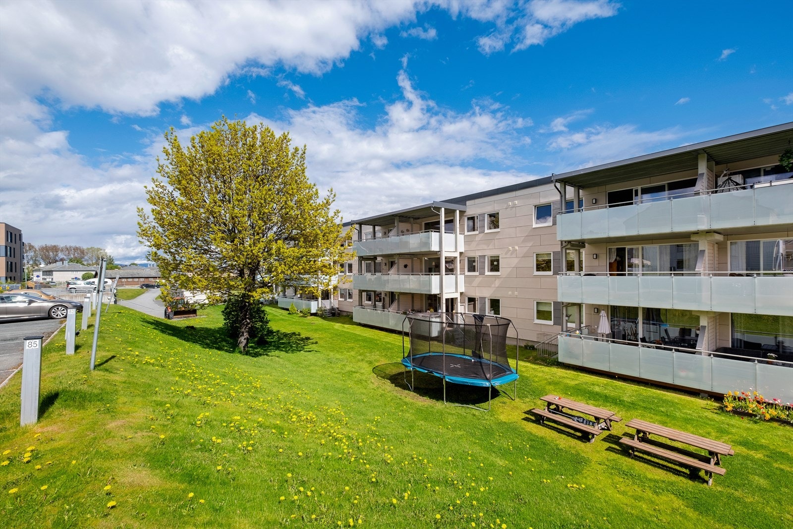 Mulighet for leie av parkeringsplass og garasje Galleribilde