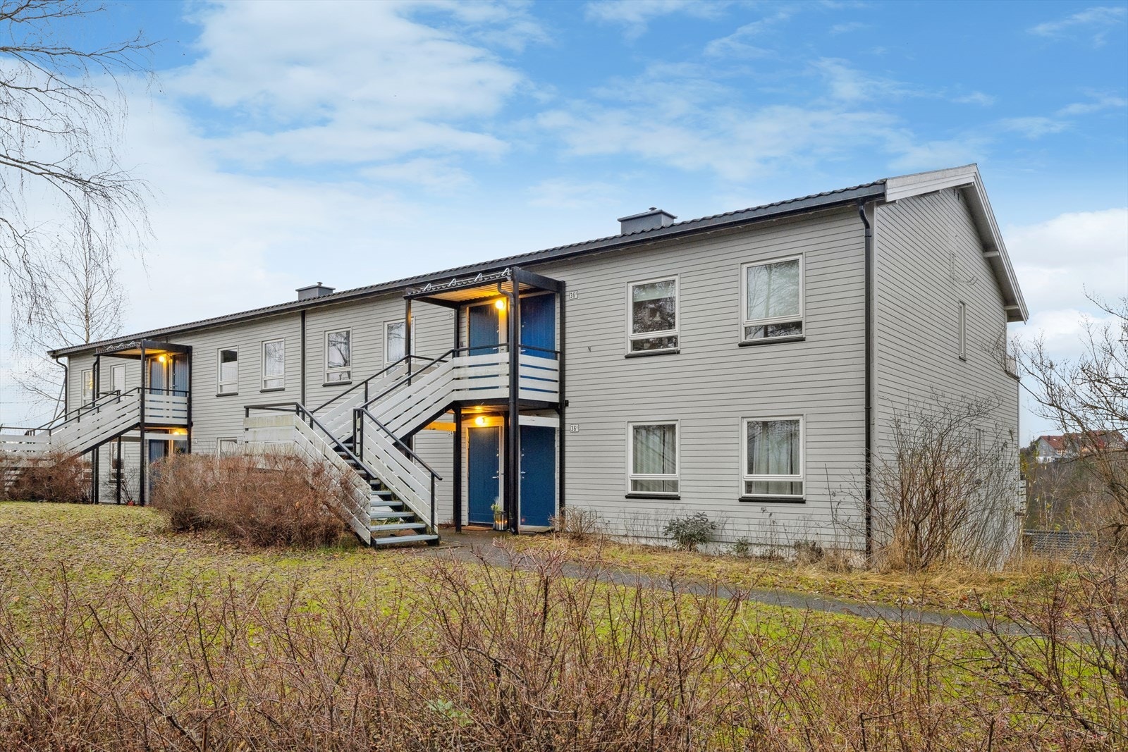 Juterudåsen 34A ligger et attraktivt og barnevennlig område på Tanum/Slependen. Galleribilde