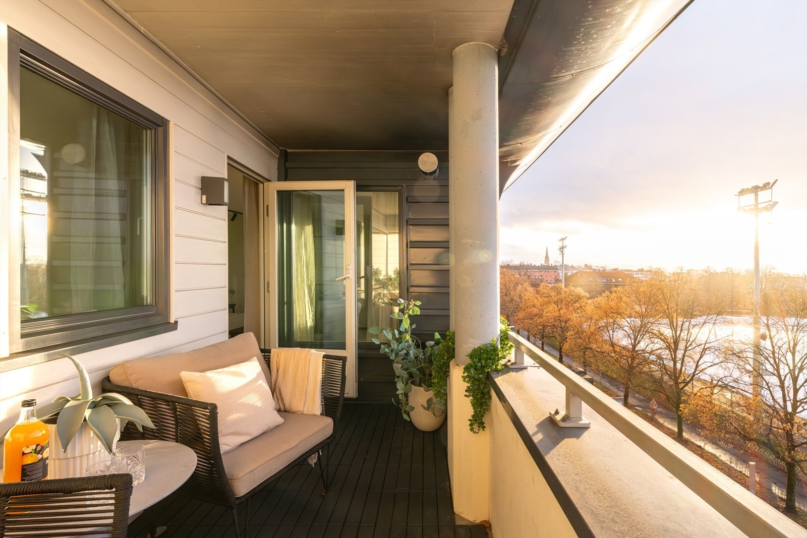 Emera Eiendomsmegling ønsker velkommen til Middelthuns gate 21C. Foto: Chris Borowiak. Galleribilde