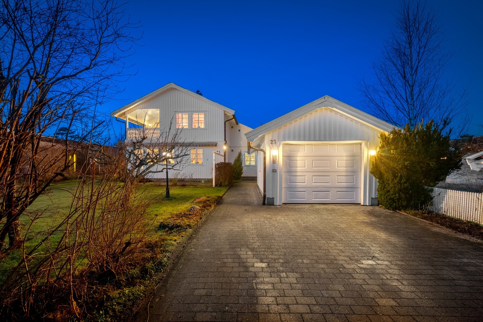 Stor enebolig med garasje som det absolutt er verdt å ta en titt på! Galleribilde