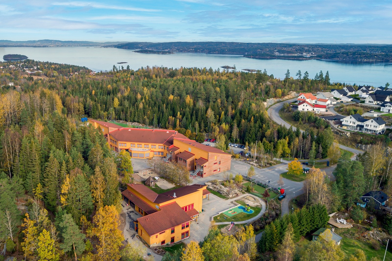 Nye Frydenlund barneskole. Galleribilde