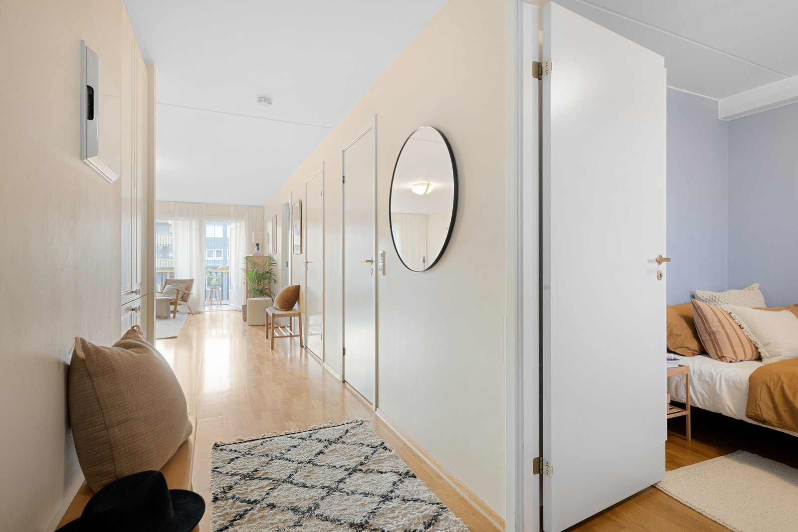 - Boligen har vært familieeid siden den var nye, og har vært utleid i alle år - Galleribilde