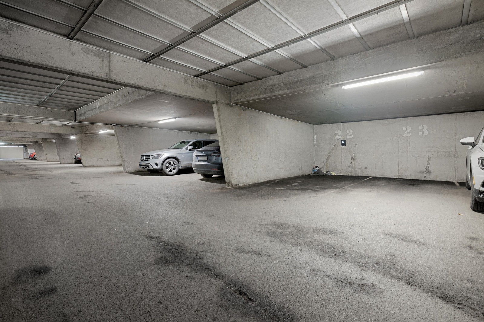 - Det medfølger en garasjeplass med heis tilgang - Galleribilde