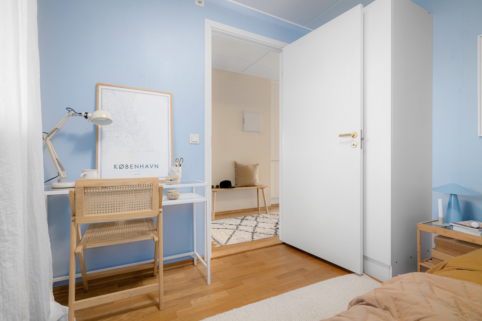 - Rommet passer utmerket som barnerom, gjesterom eller kontor - Galleribilde