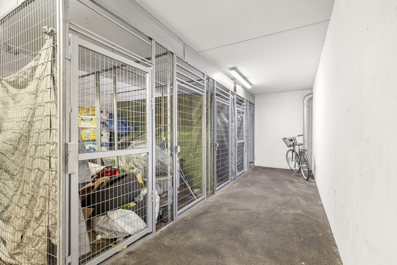 Leiligheten disponerer en kjellerbod på 3 m² for ekstra lagringsplass. Galleribilde