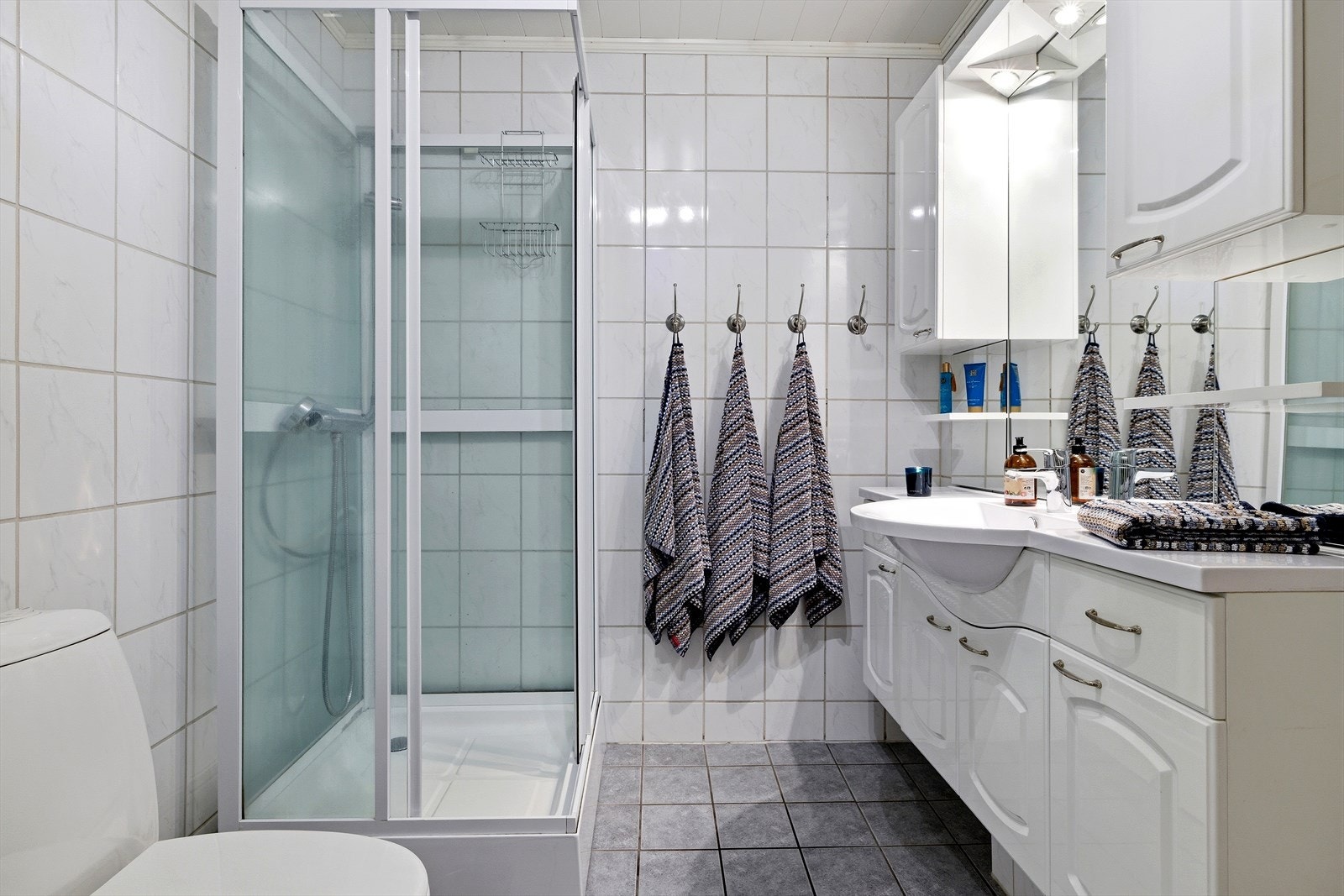 Flislagt bad og wc Galleribilde