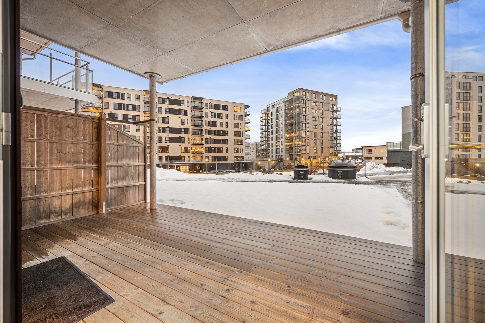 Sørvendt markterrasse Galleribilde