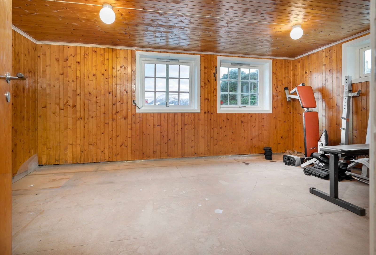 Kjellerstue. Galleribilde