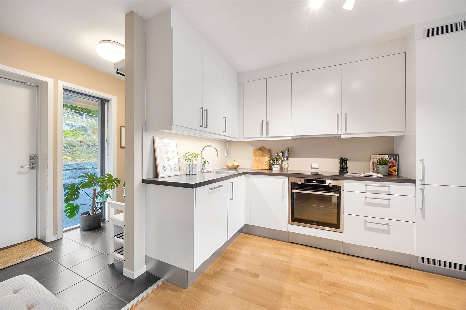 Rikelig med skapplass Galleribilde