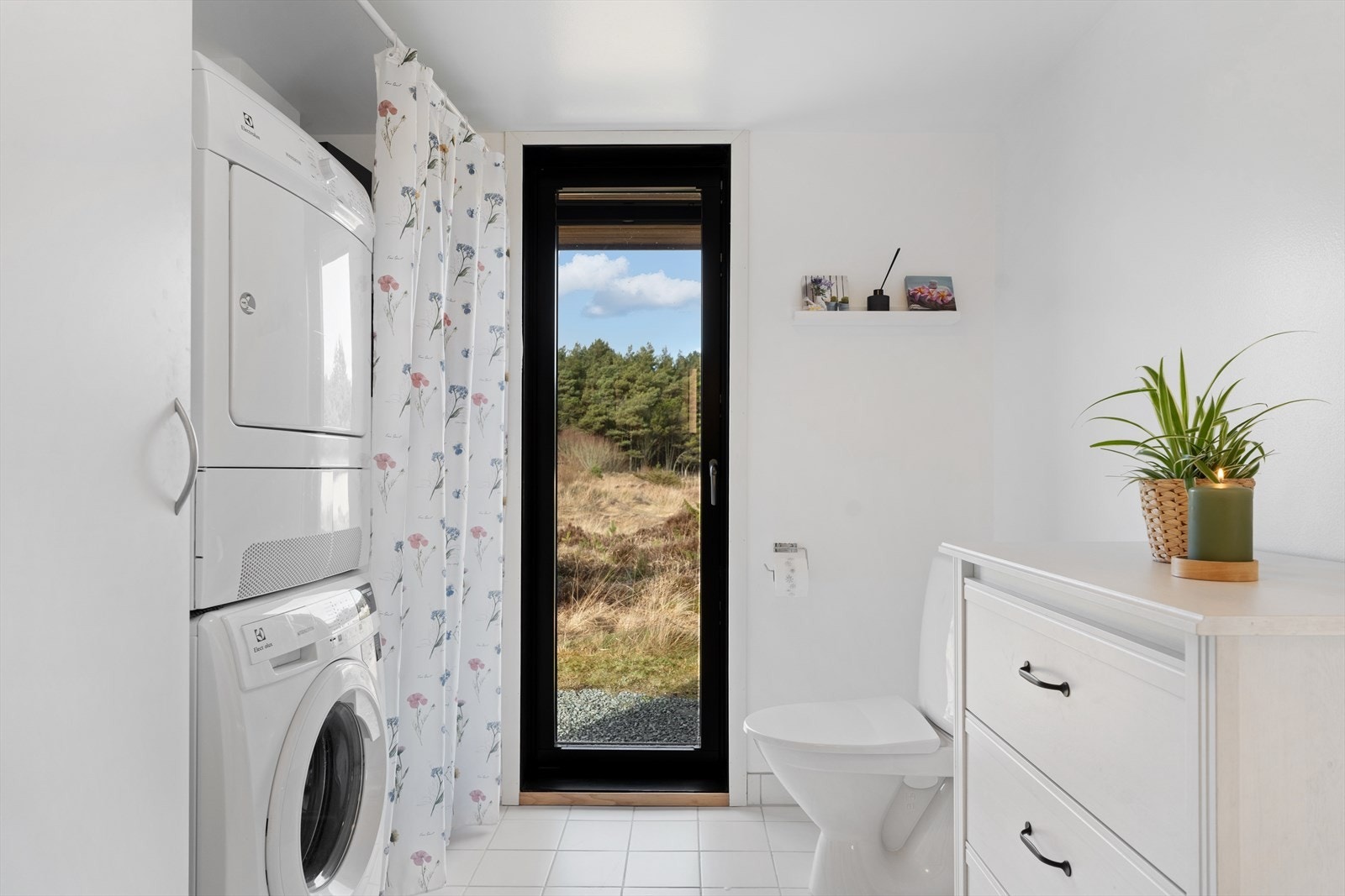 Badet har egen utgang Galleribilde