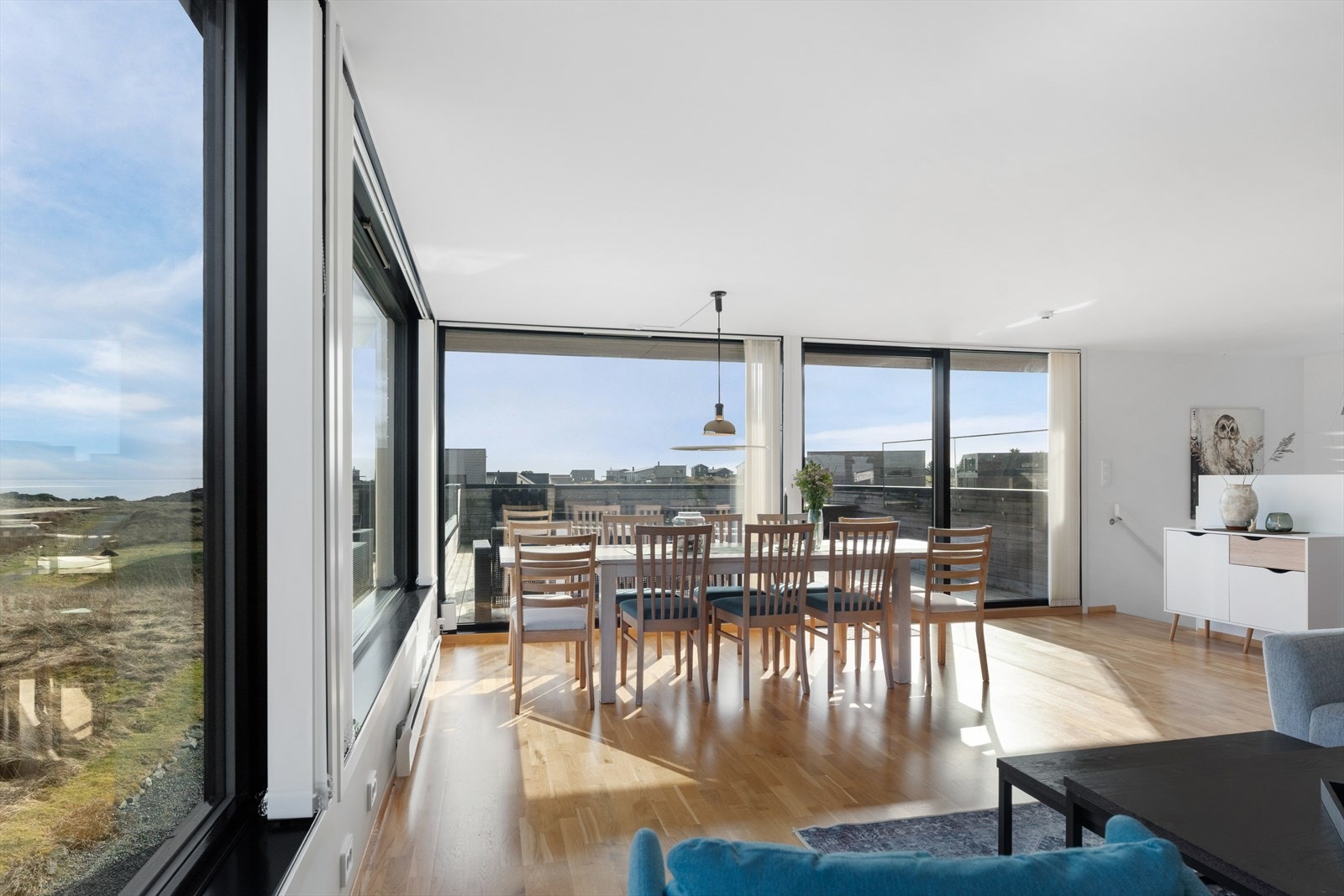 Lyse og lette fargevalg på overflatene Galleribilde