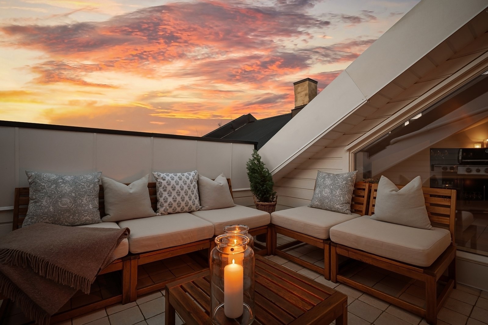 Skjermet for innsyn gjør dette til et ideelt sted for ro og avslapping. Galleribilde