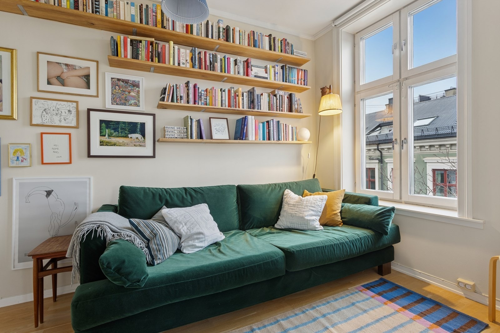 Soverom 3 er i dag benyttet som en ekstra stue, men passer også godt til barnerom/gjesterom. Galleribilde