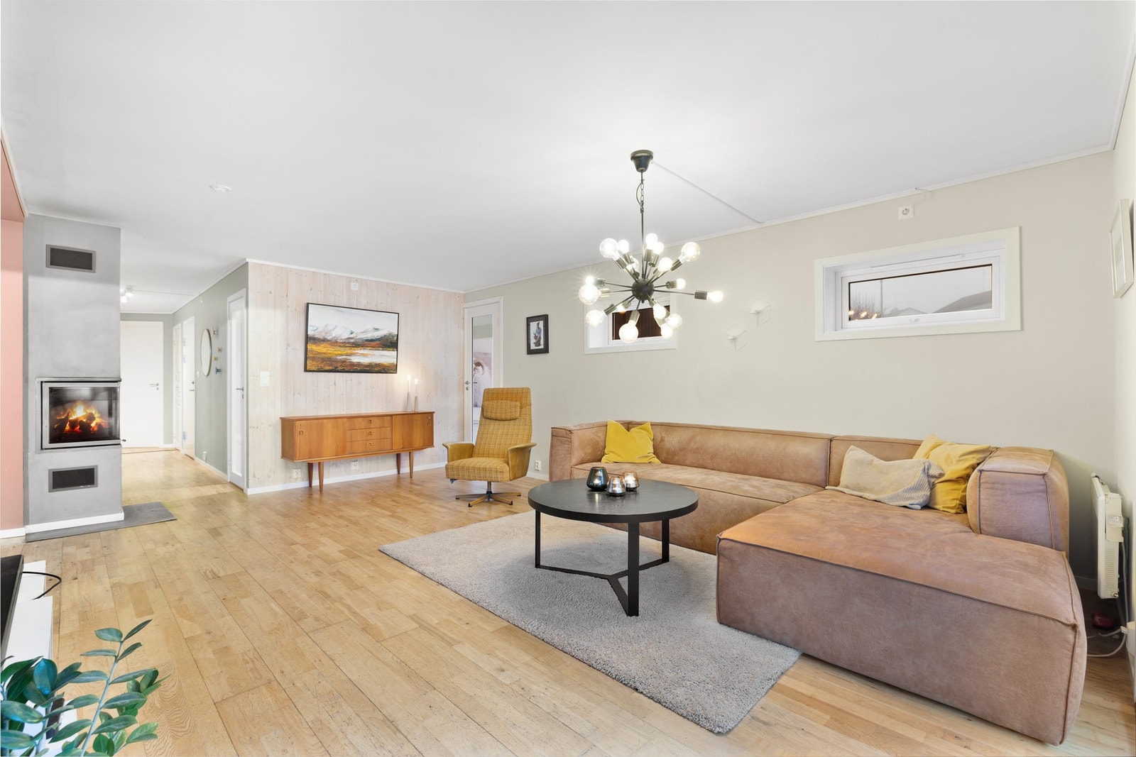 Stuen har parkettgulv. Galleribilde