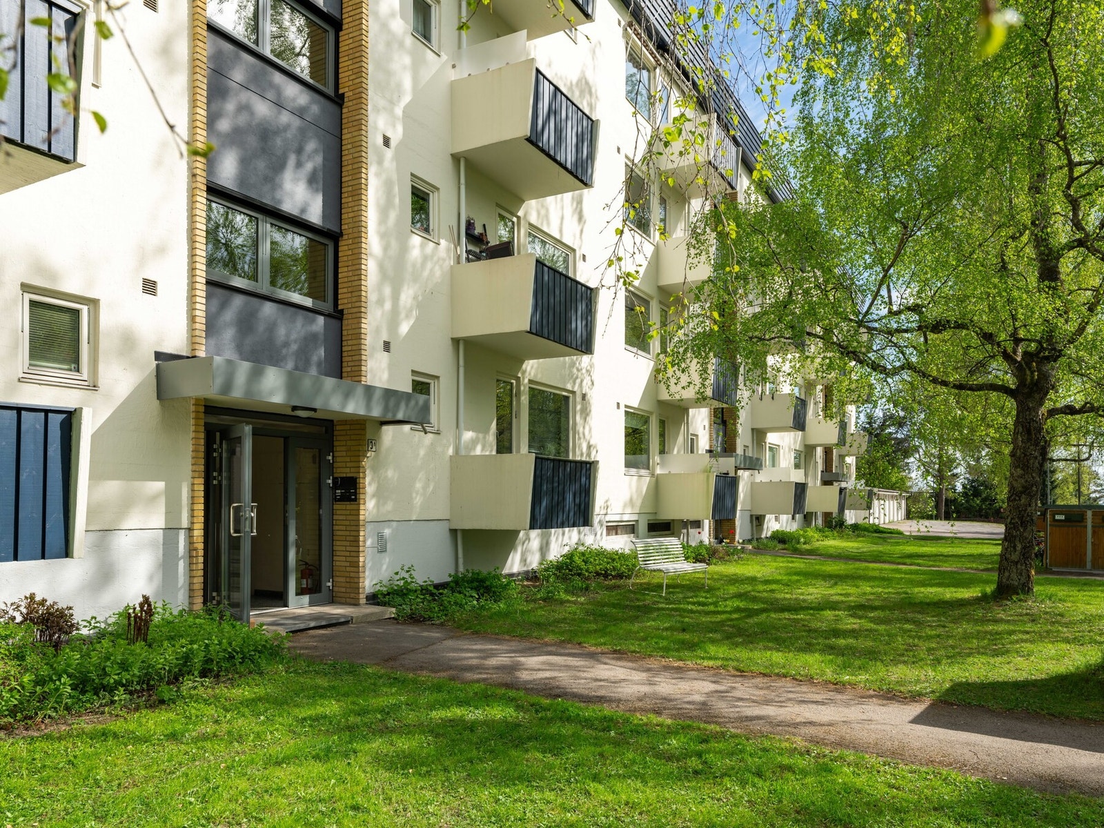 Her går det an å etablere seg i et veletablert boligområde, med nærhet til natur og grønne omgivelser på Galleribilde