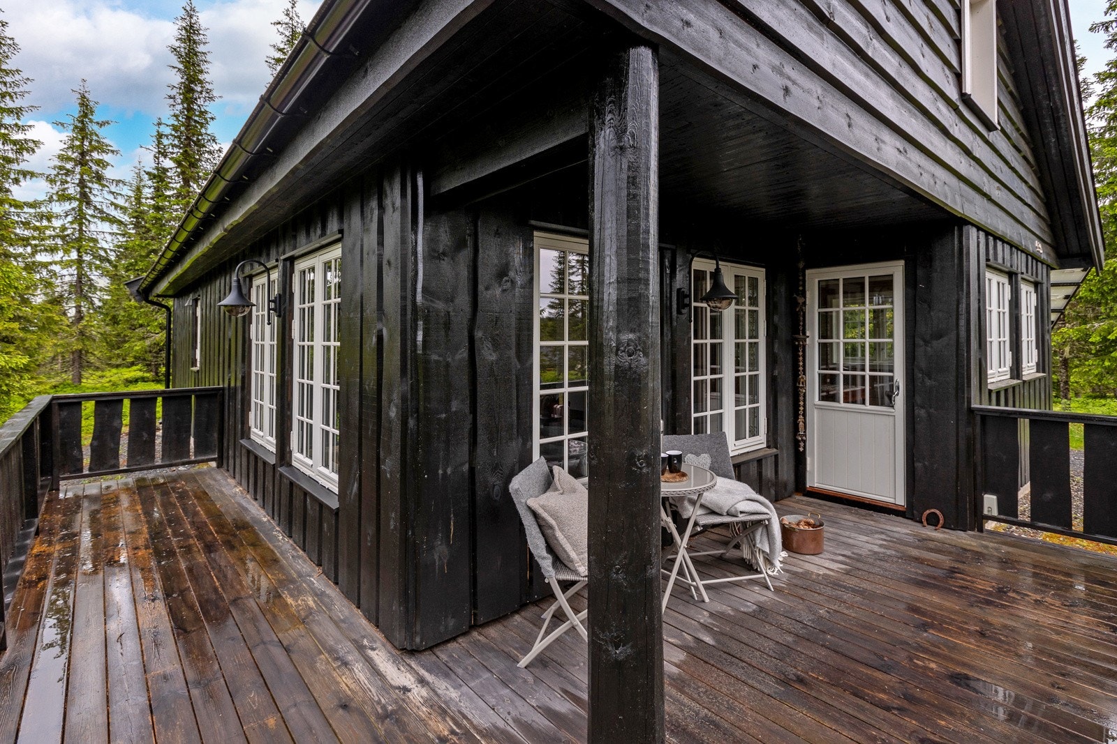 Terrassen er delvis overbygget. Galleribilde