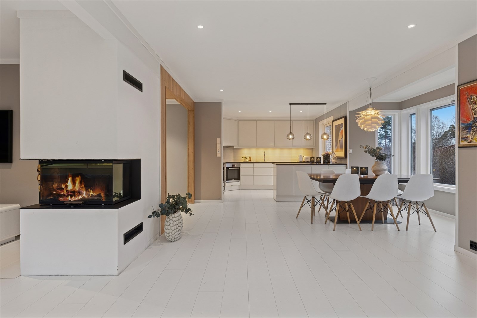 Bettina Due v/DNB Eiendom presenterer enebolig med dobbel garasje i Pelvikveien 17 Galleribilde