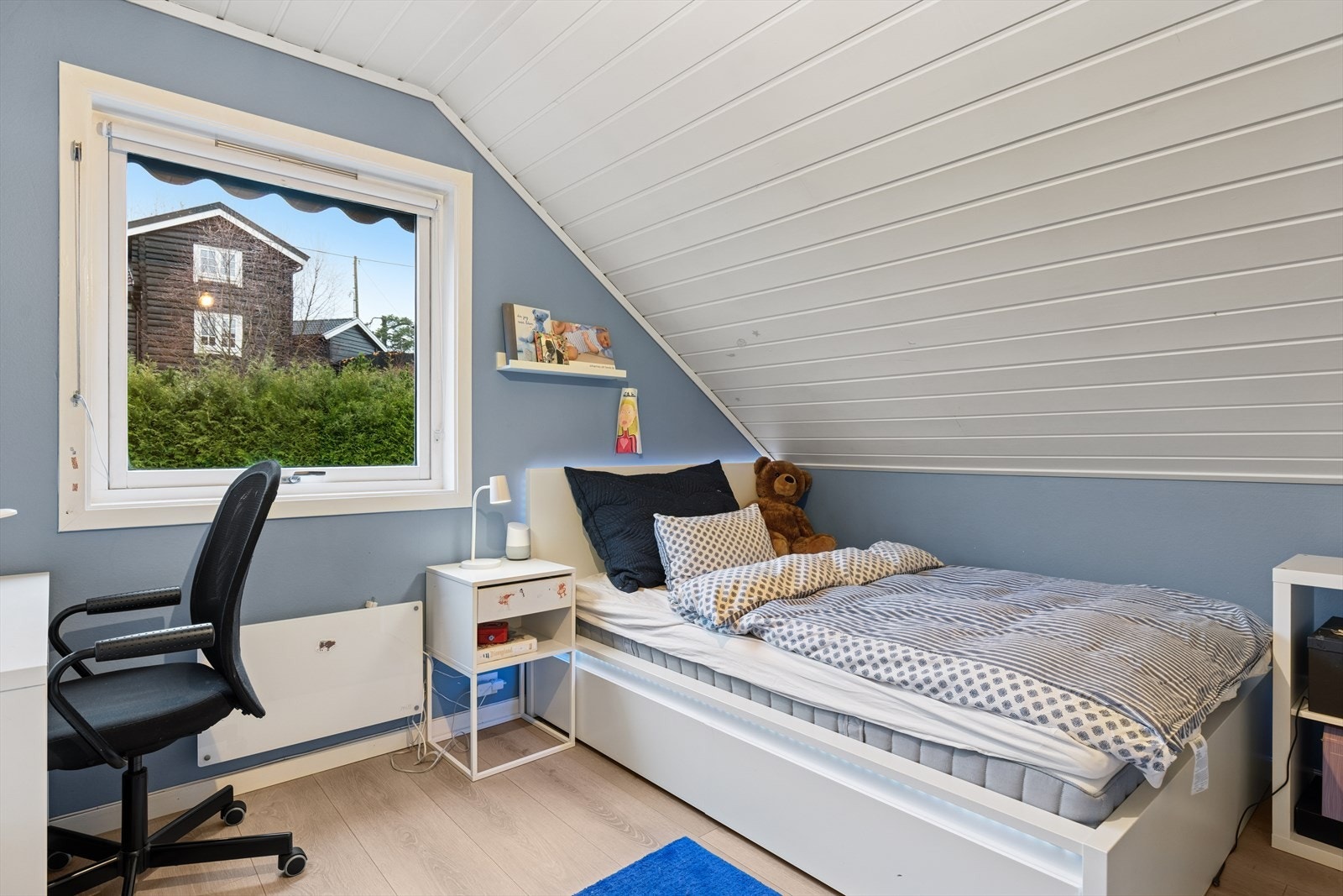 Soverom 3 har også god plass til seng og oppbevaring. Galleribilde