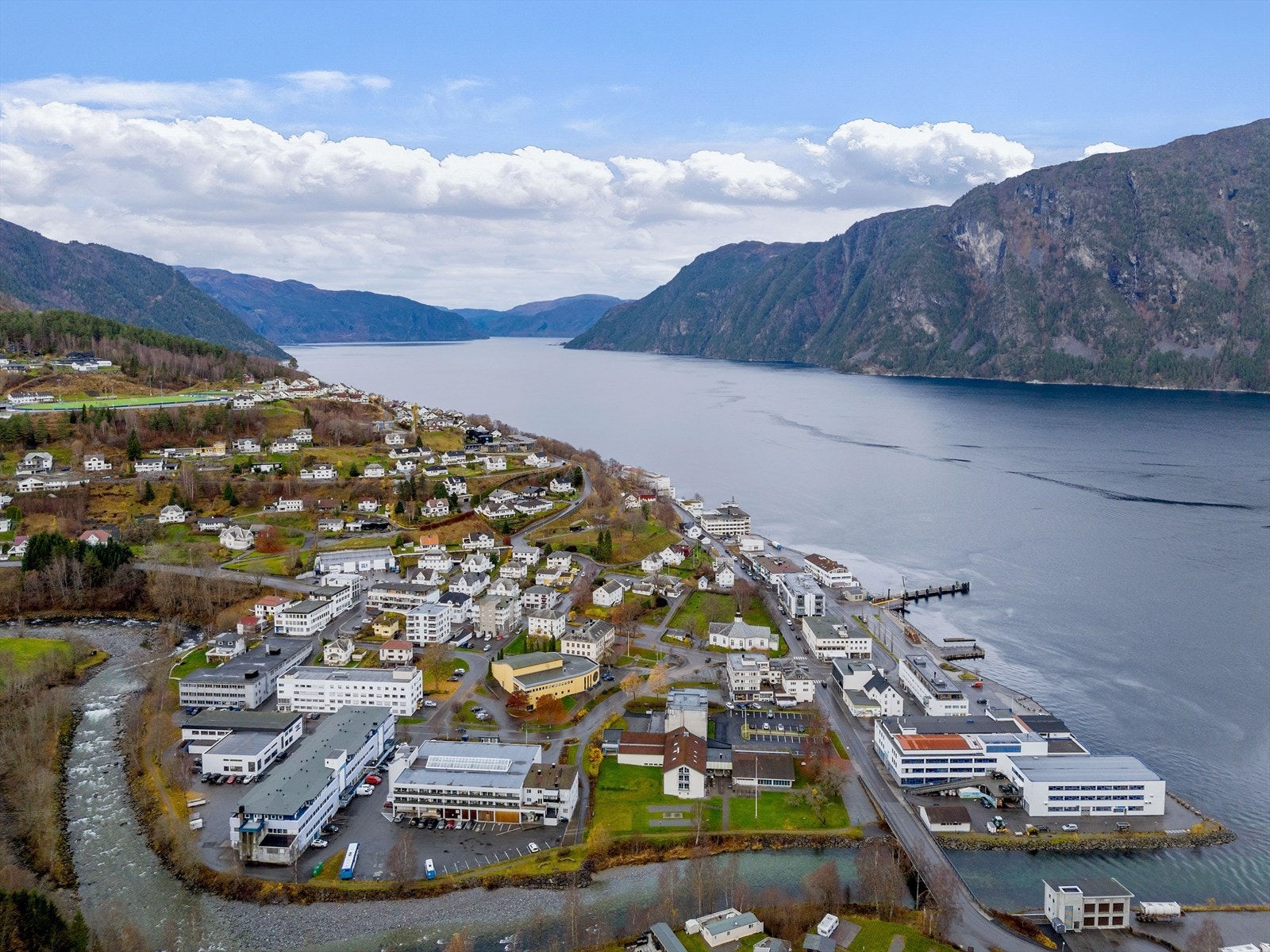 Kontakt megler for påmelding til visning. Galleribilde