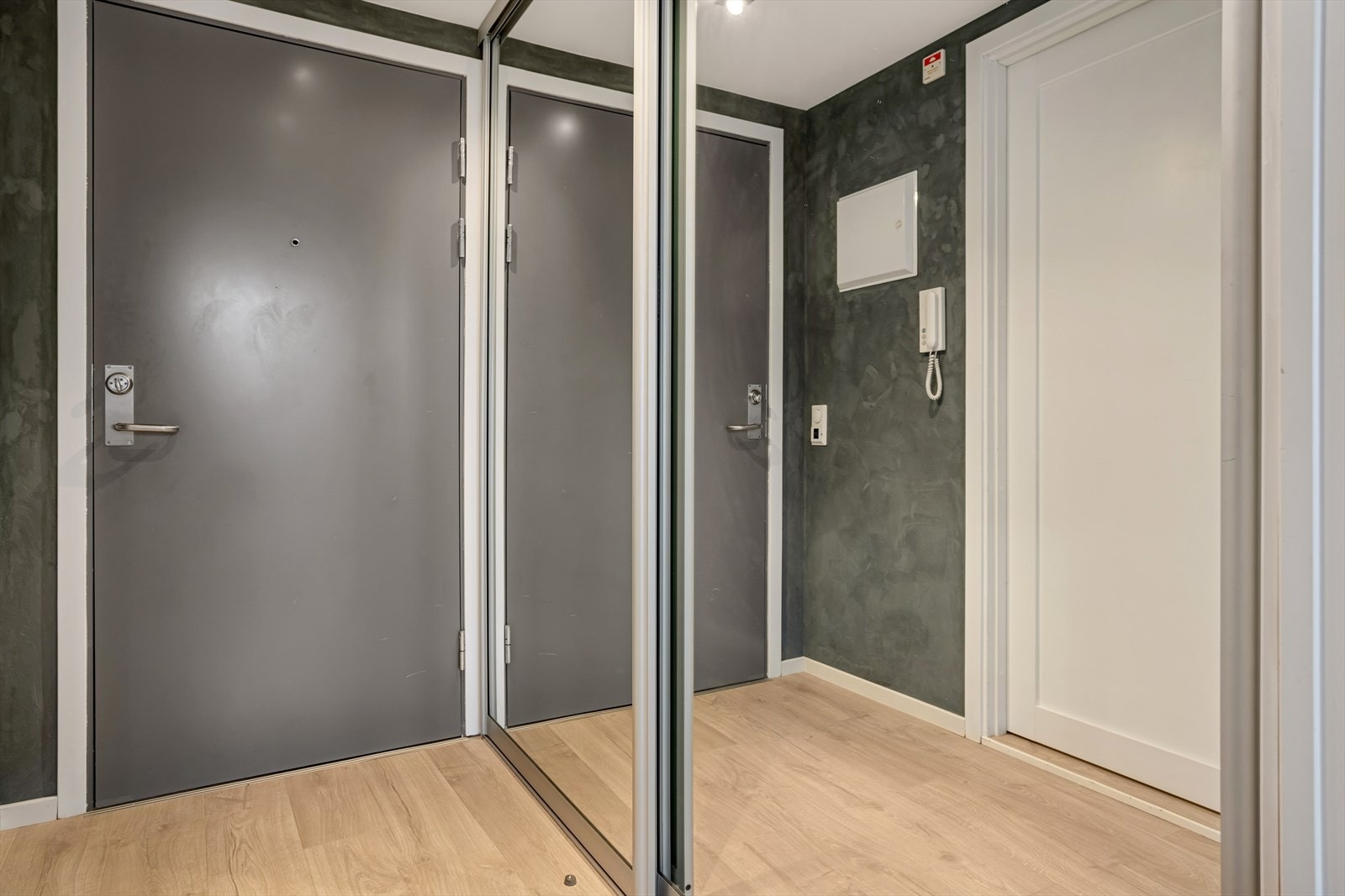 Velkommen_inn Galleribilde