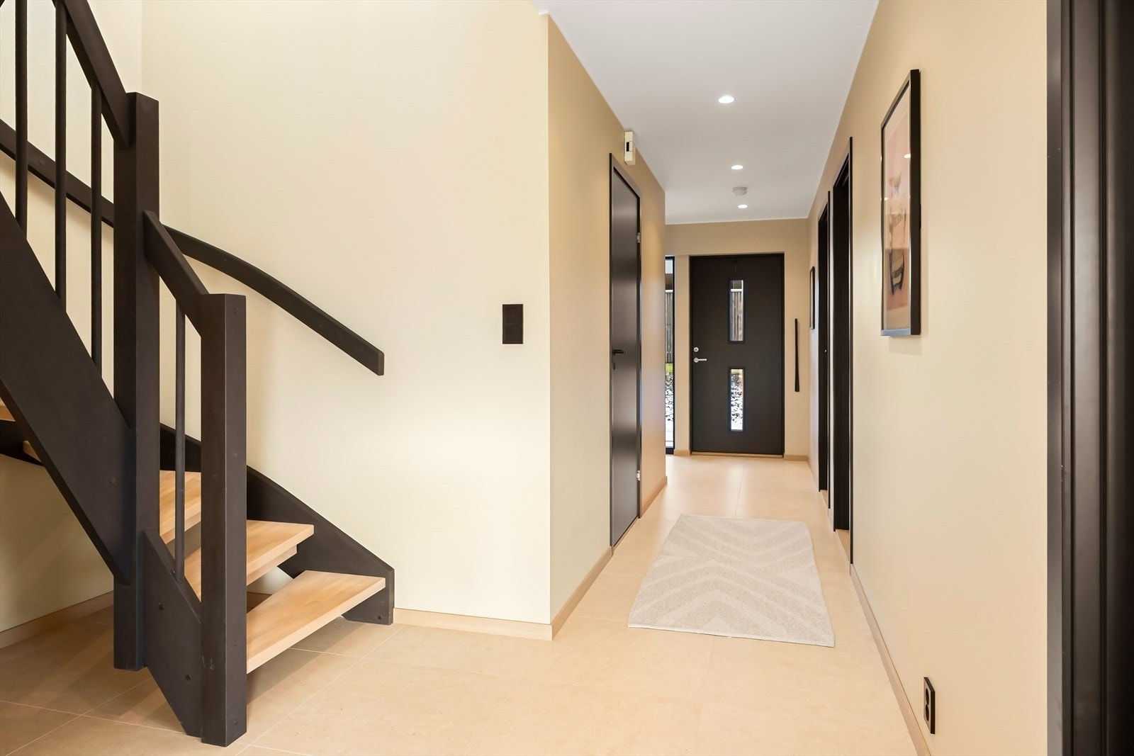 - Gangen er lys og romslig - Galleribilde