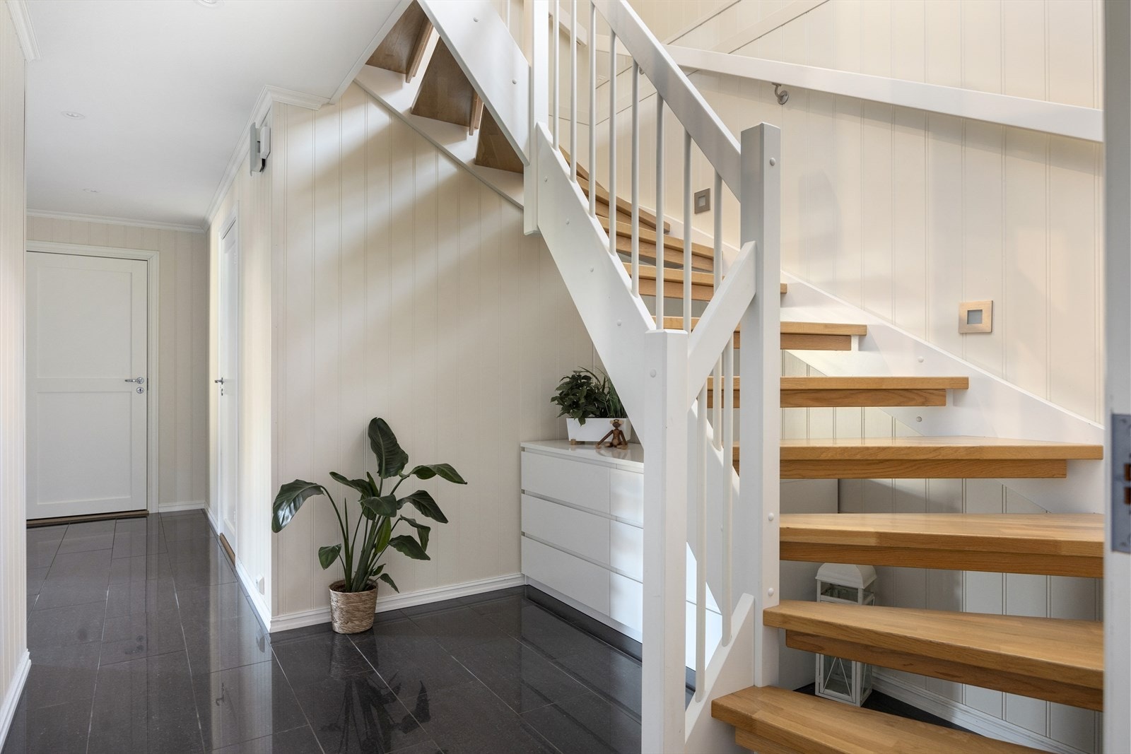 Entré/gang Galleribilde