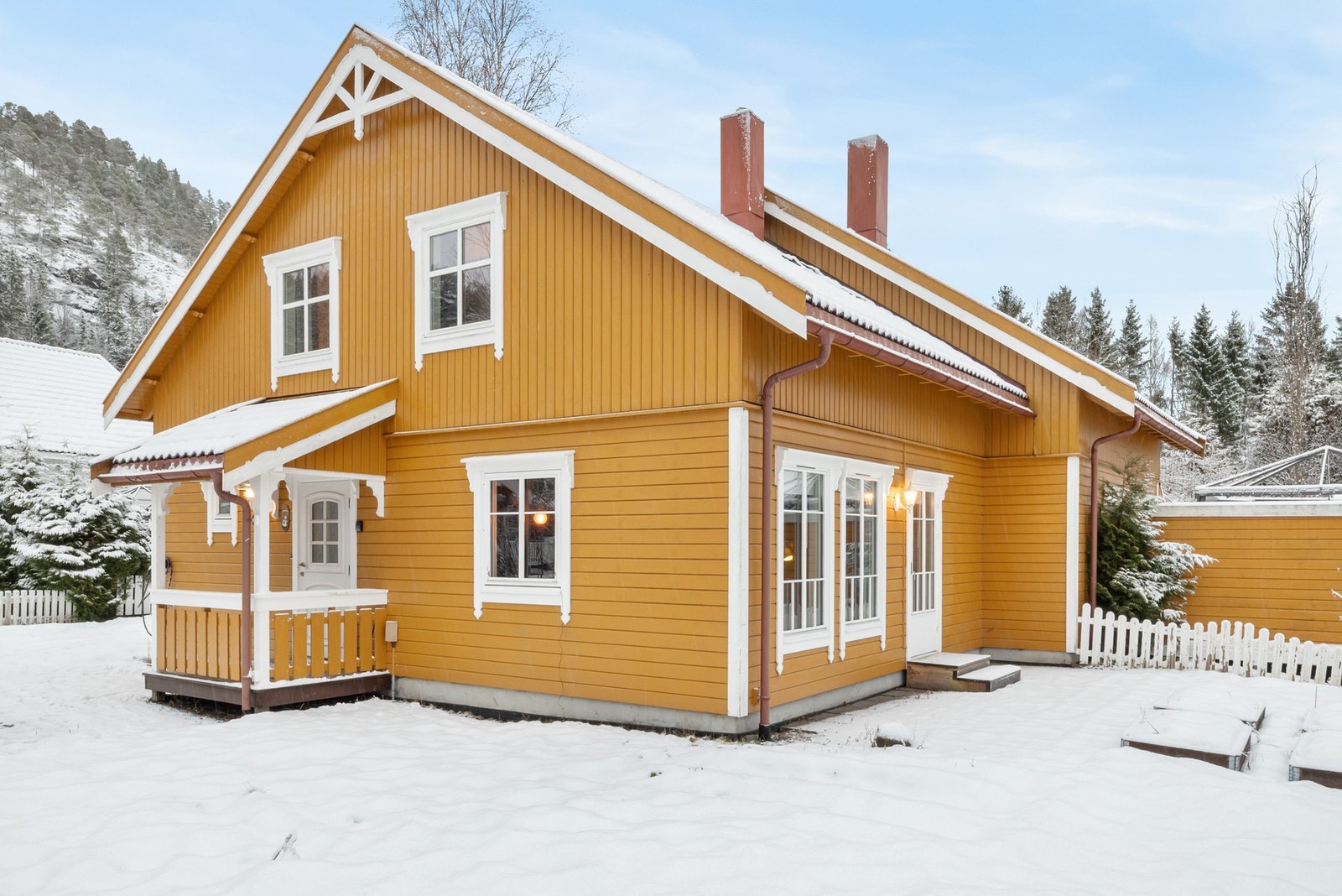 Håmyrvegen 23 på Bangsund presenteres for salg! (Foto Martin Hågensen) Galleribilde