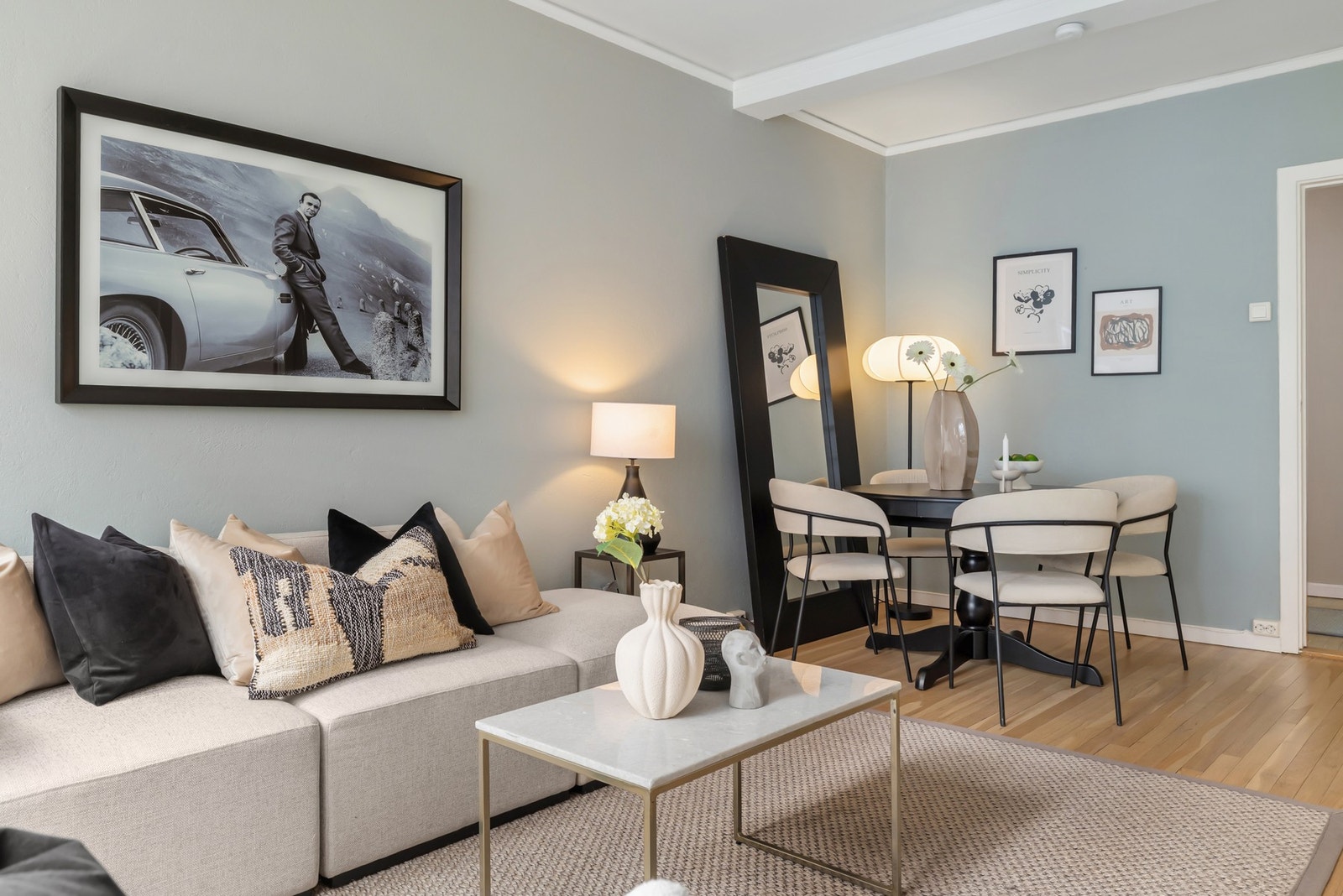 Lyse vegger gjør det enkelt å skape din egen stil Galleribilde