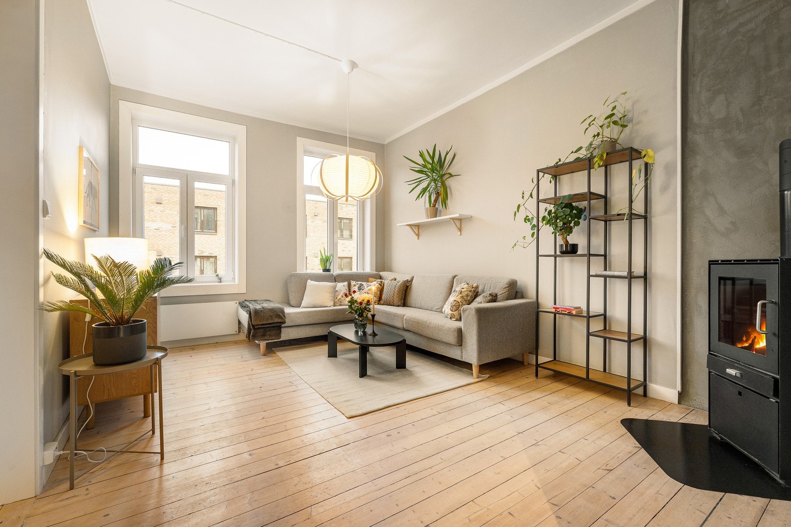 Har du noen spørsmål? Kontakt Ruben A. W Gullie - (t): 916 73 702 - EIE Eiendomsmegling Ullevål & Sagene. Galleribilde