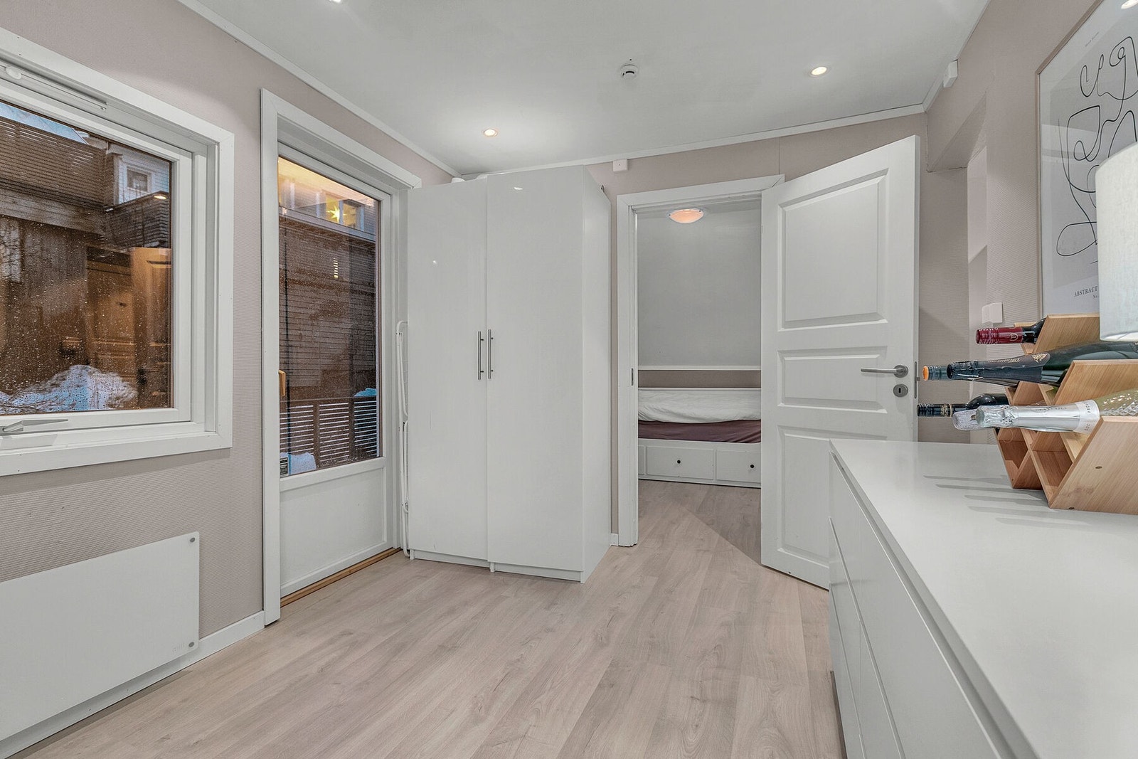 Trappegang med utgang til veranda Galleribilde