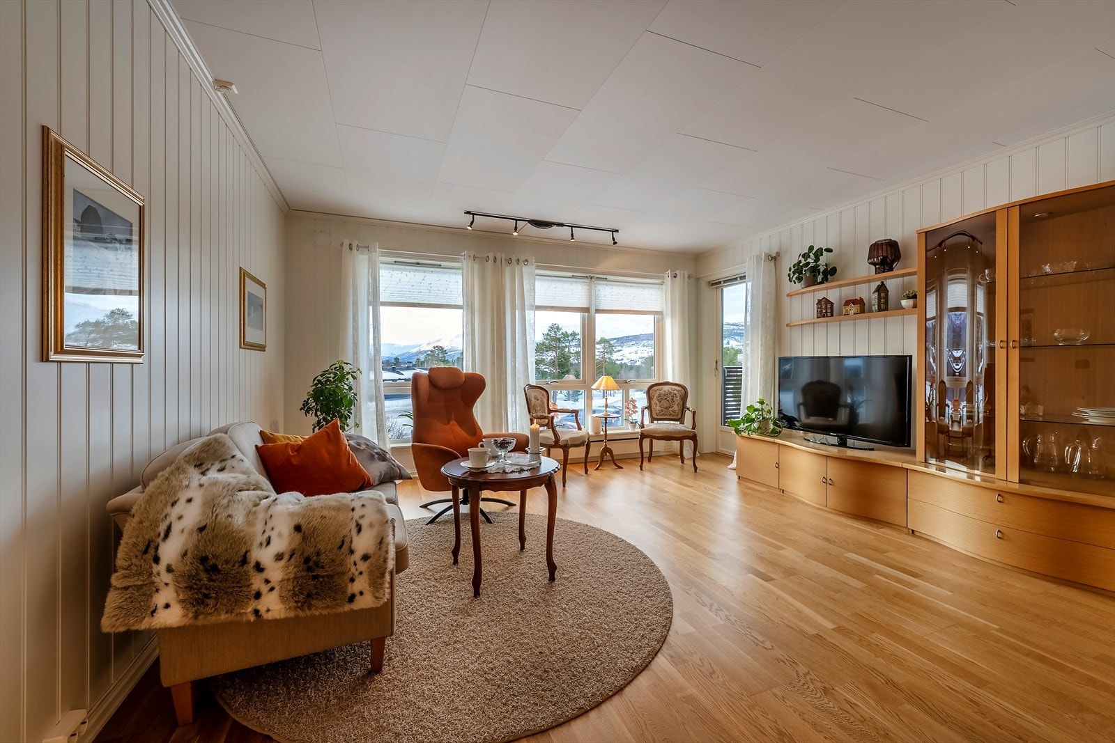 Stue med utgang til balkong Galleribilde